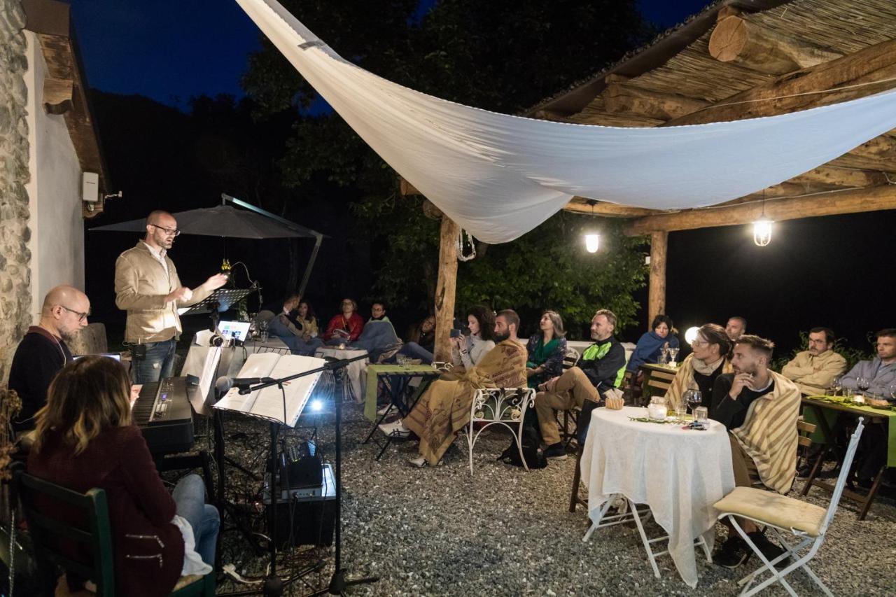 Podere Groppini Fivizzano Exteriör bild